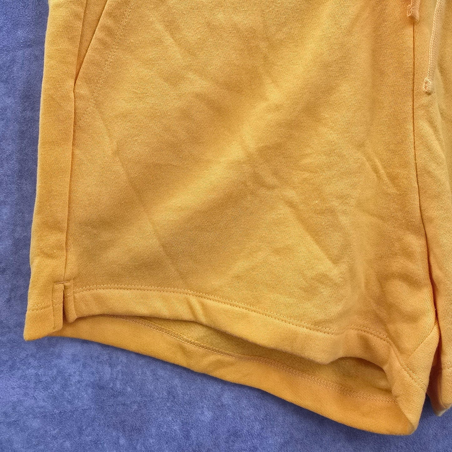 Amazon Essentials Yellow Flat Front Bermuda Active Bottoms Pants Shorts XL
