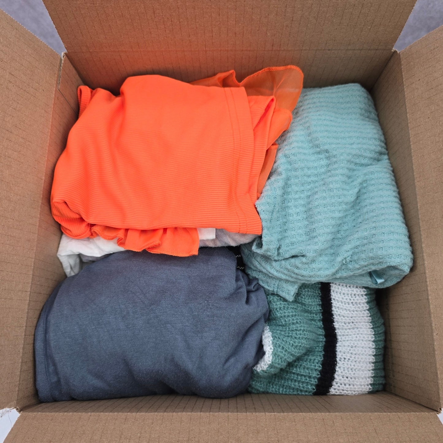 Lot of 15 Womens Tops Sweaters Tanks Random Mixed Bundle of 15 S Small