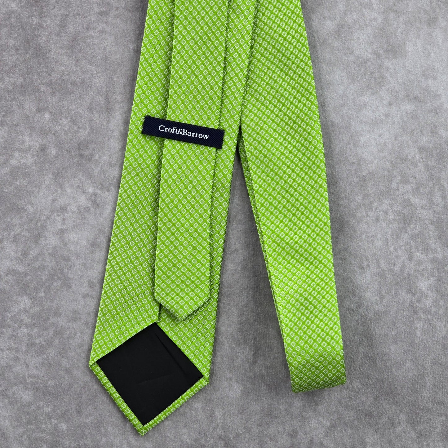Croft & Barrow Green Plaid Geometric 100% Silk Men's Neck Tie NWOT