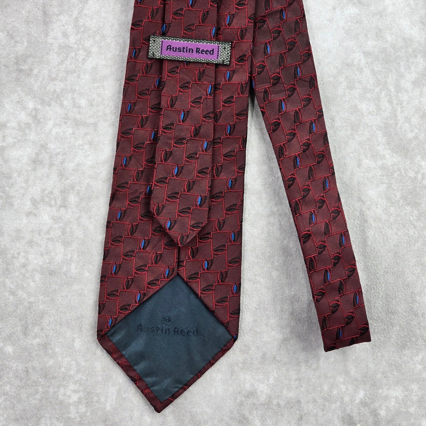 Austin Reed Red Blue Geometric Silk England Men's Neck Tie NWOT