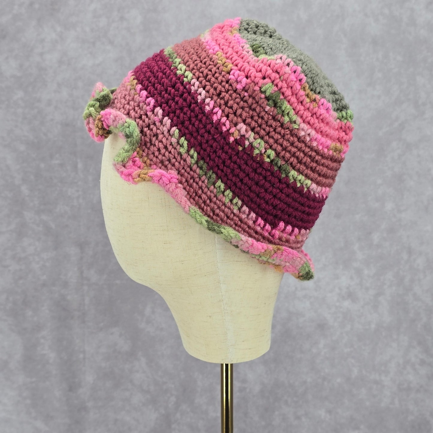 Pink Green Ruffle Crochet Knit Bucket Cap Hat Fun VTG Y2K Funky Beanie