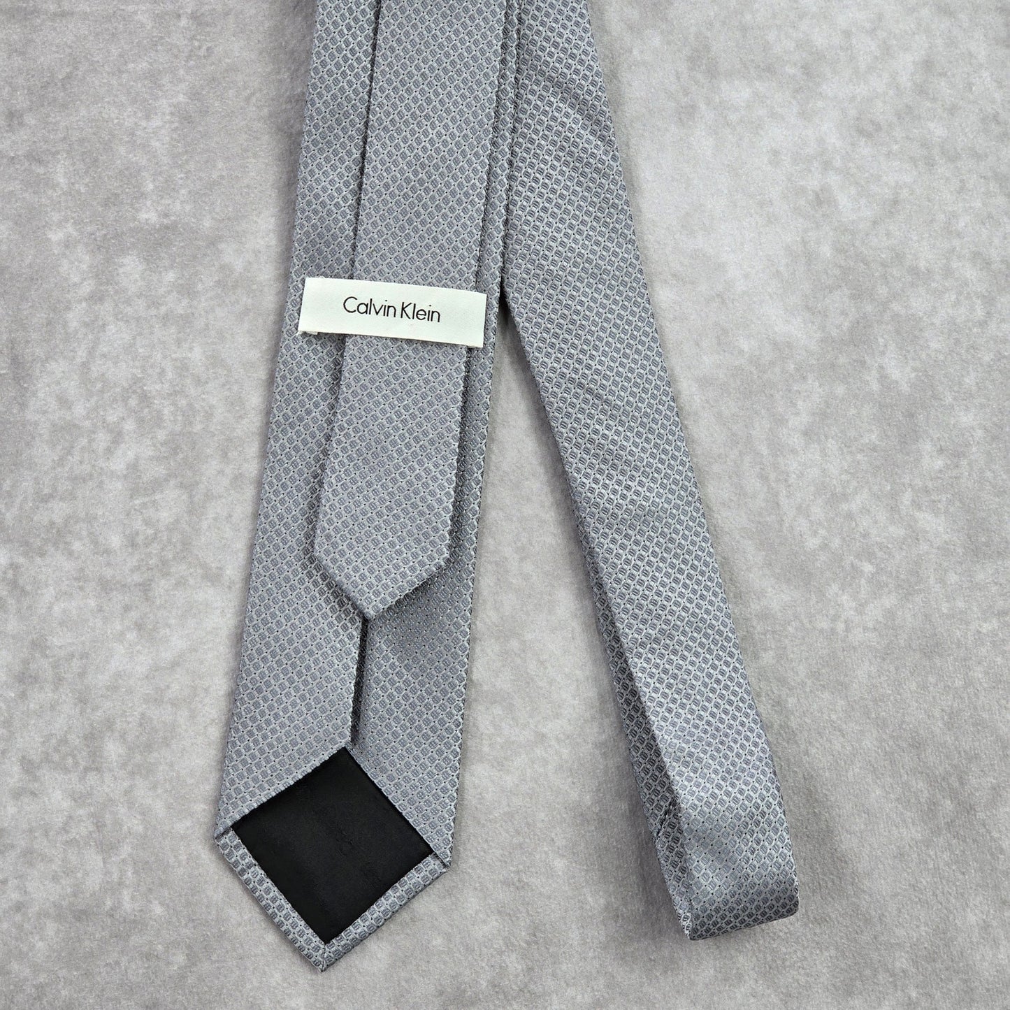 Calvin Klein Gray Silver Geometric Silk Neck Tie Men's