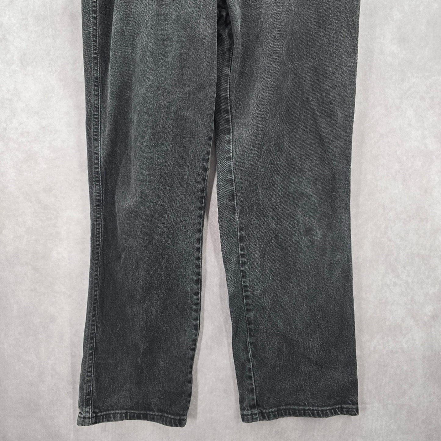 025. Lee Relaxed Straight Leg Gray Black Denim Pants Jeans 16M