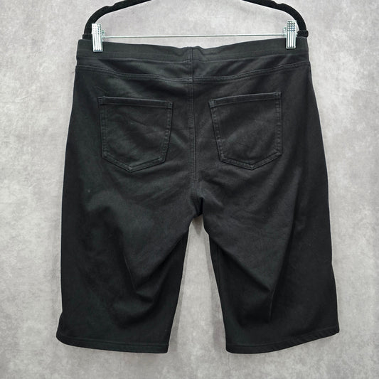 Faded Glory Black Stretch Flat Front Bermuda Bottoms Pants Shorts XL 16/18