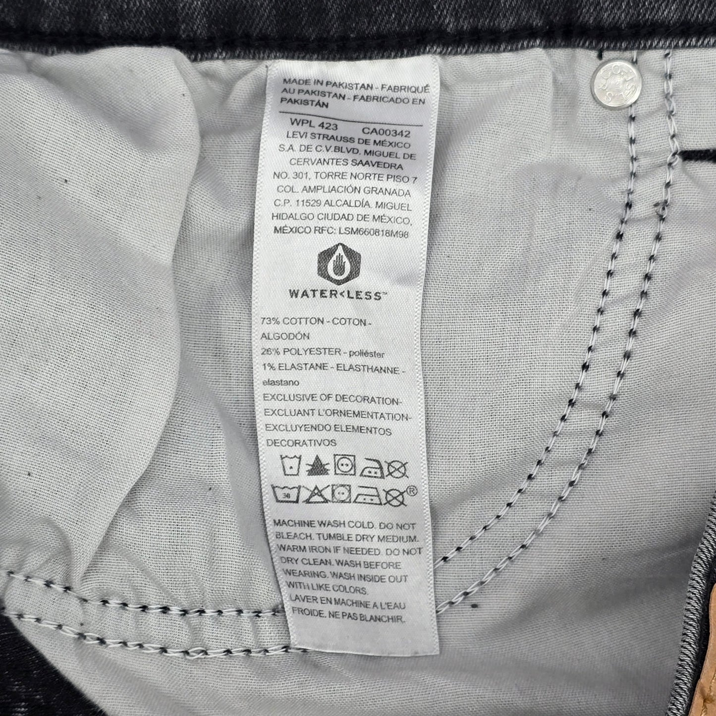 Levi Black Heritage High Rise Flat Front Jeans Denim Bottoms Pants Shorts 16W