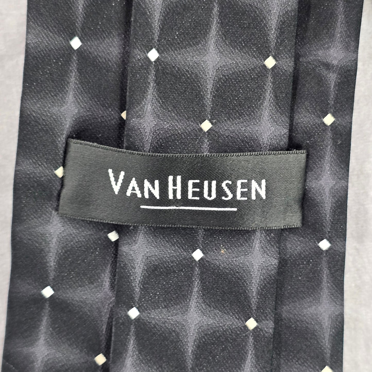 Van Heusen Black Geometric Star Stain Resistant Executive 100% Silk Men Neck Tie