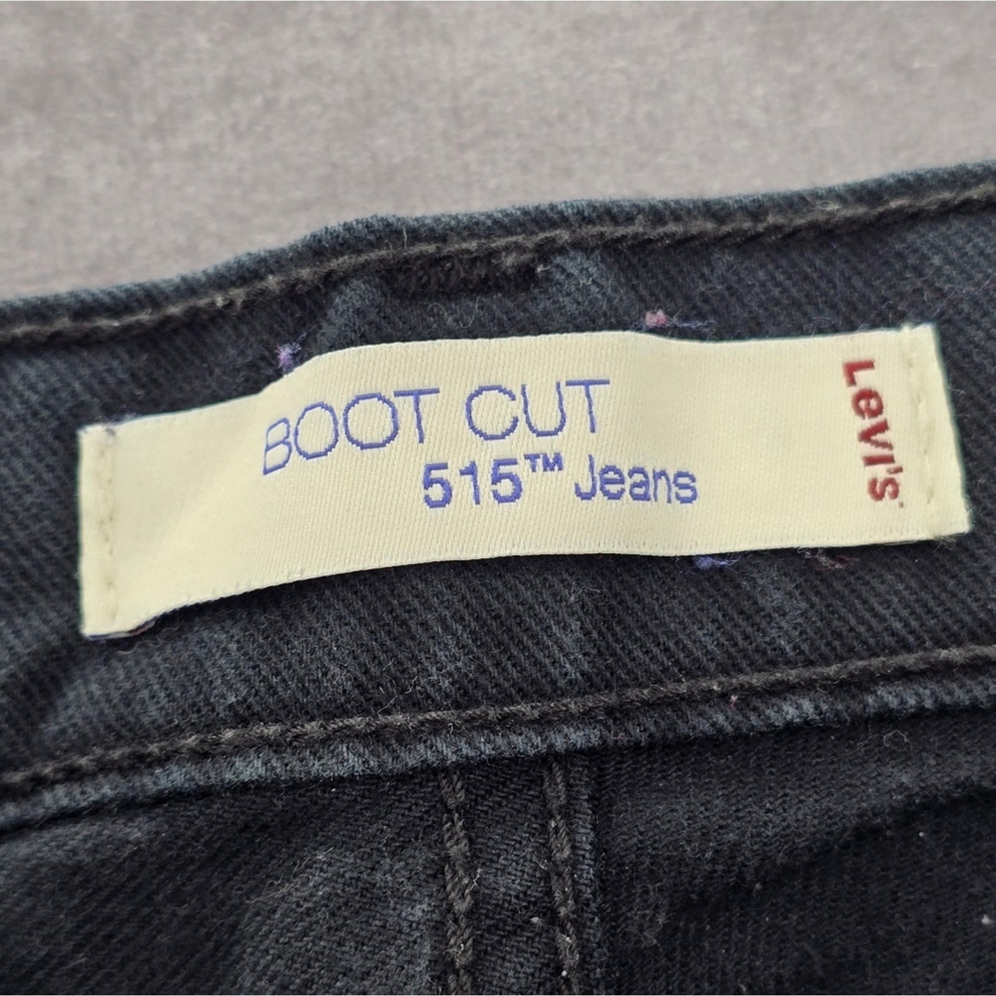 051. Levi's 515 Black Boot Cut Flare Denim Pants Jeans 4 Medium