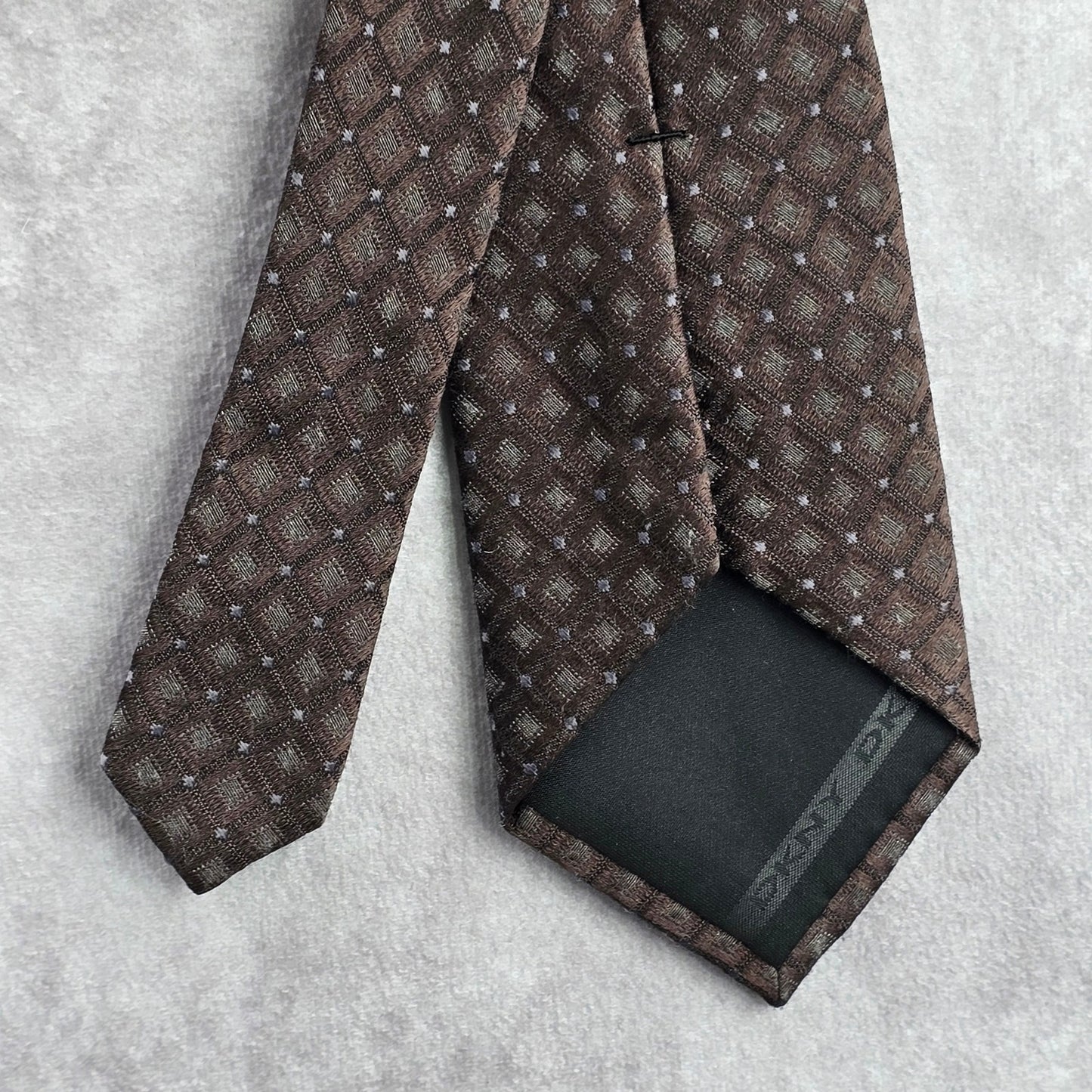 DKNY Brown Gray Stripe Geometric Repp 32% Silk 68% Poly Men's Neck Tie NWOT