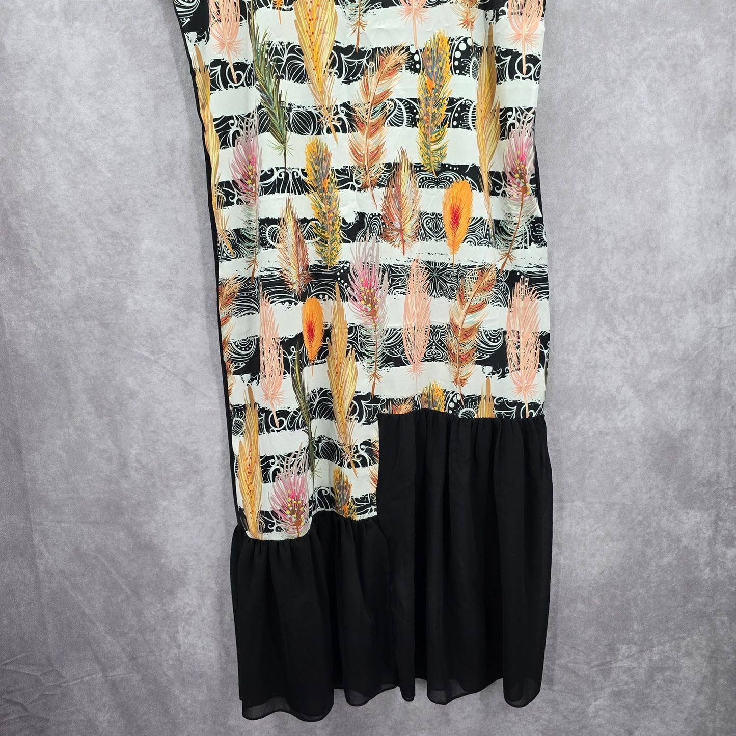 Takaya Siam Black Short Sleeve Maxi Feather Print Sheer Ruffle Dress Medium