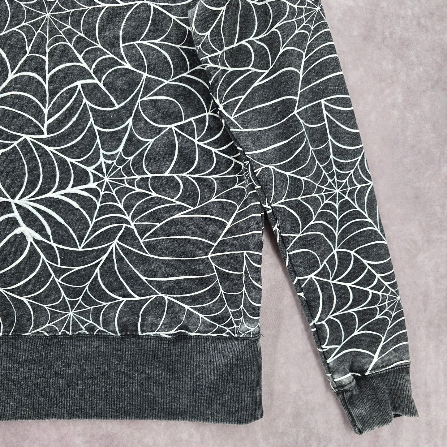 Grayson Threads Gray White Spider Web Pattern Long Sleeve Pullover Sweater Small