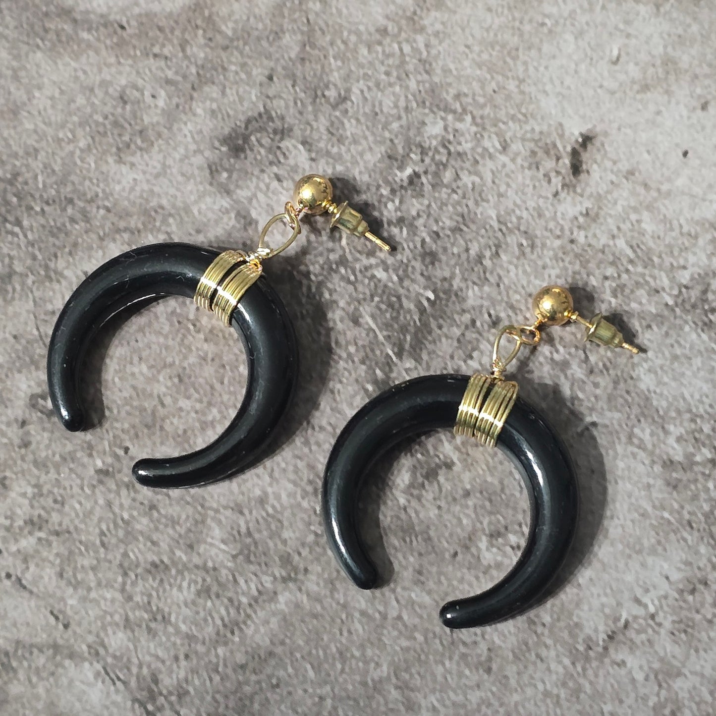 Black Gold Half Circle Crescent Western Moon Earrings Fashion Jewelry JB1-09