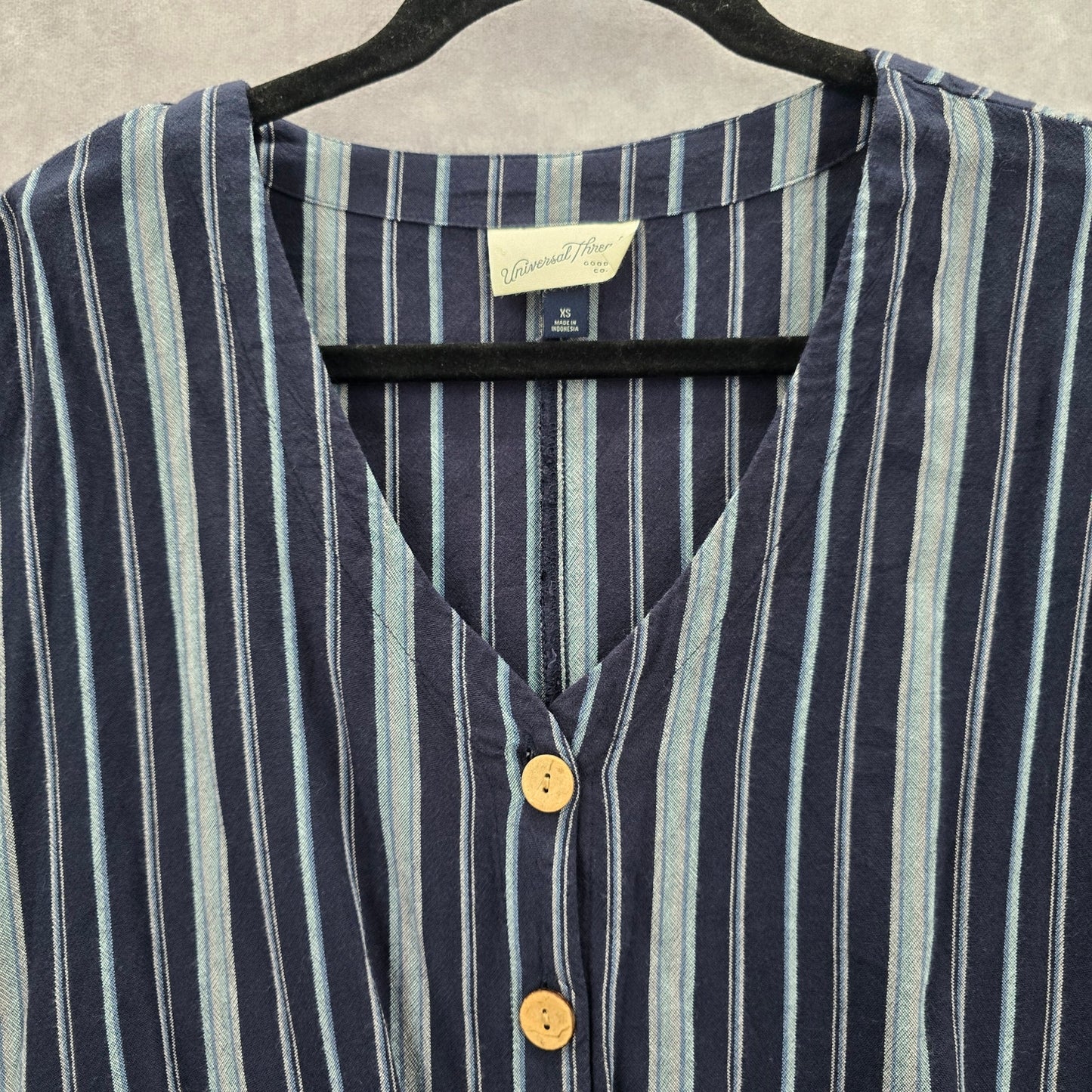 Universal Thread Blue Stripes Tie Front Button Down Top Blouse Size XS