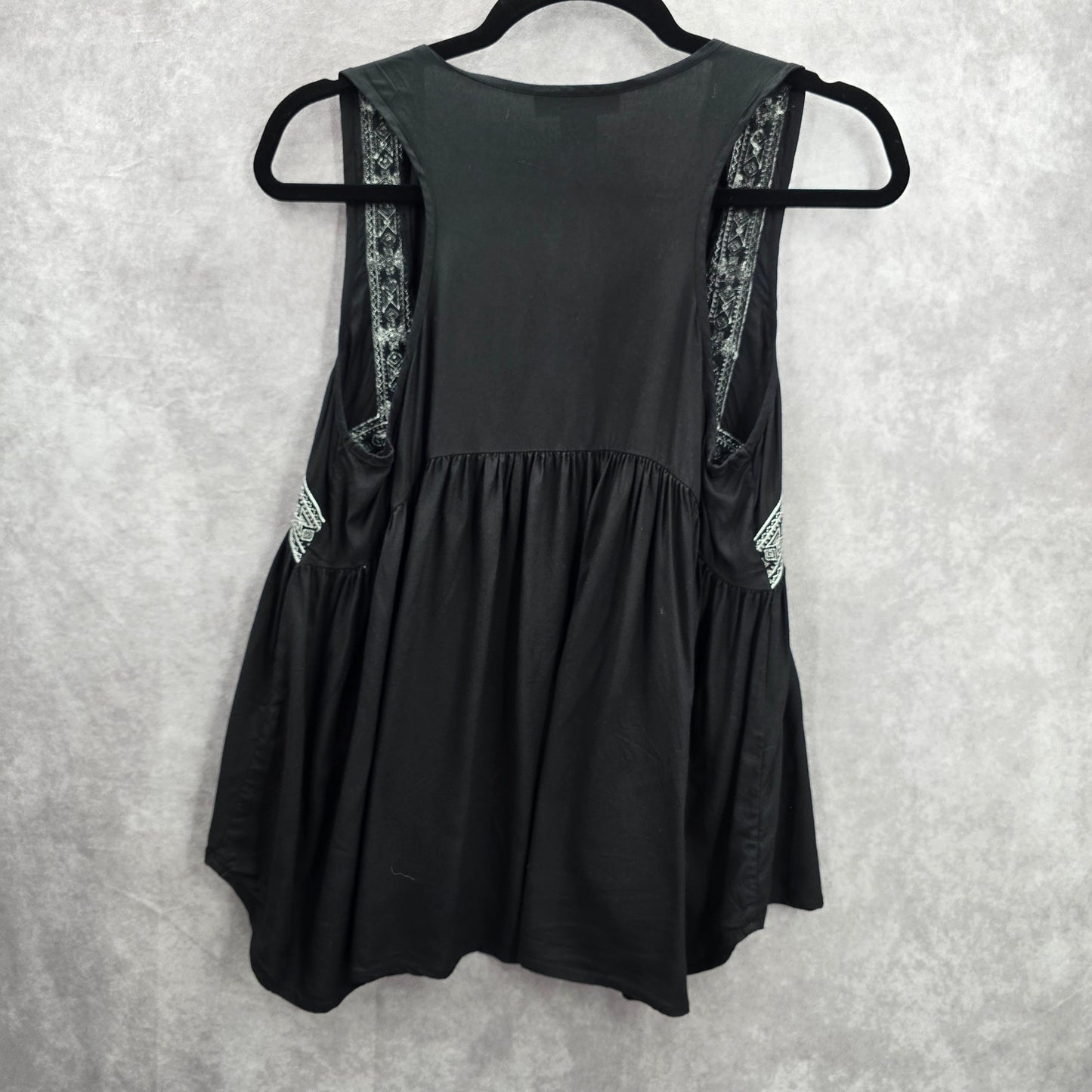 Rock & Roll Cowgirl Black Sleeveless Embroidered Boho Western Flare Top Small
