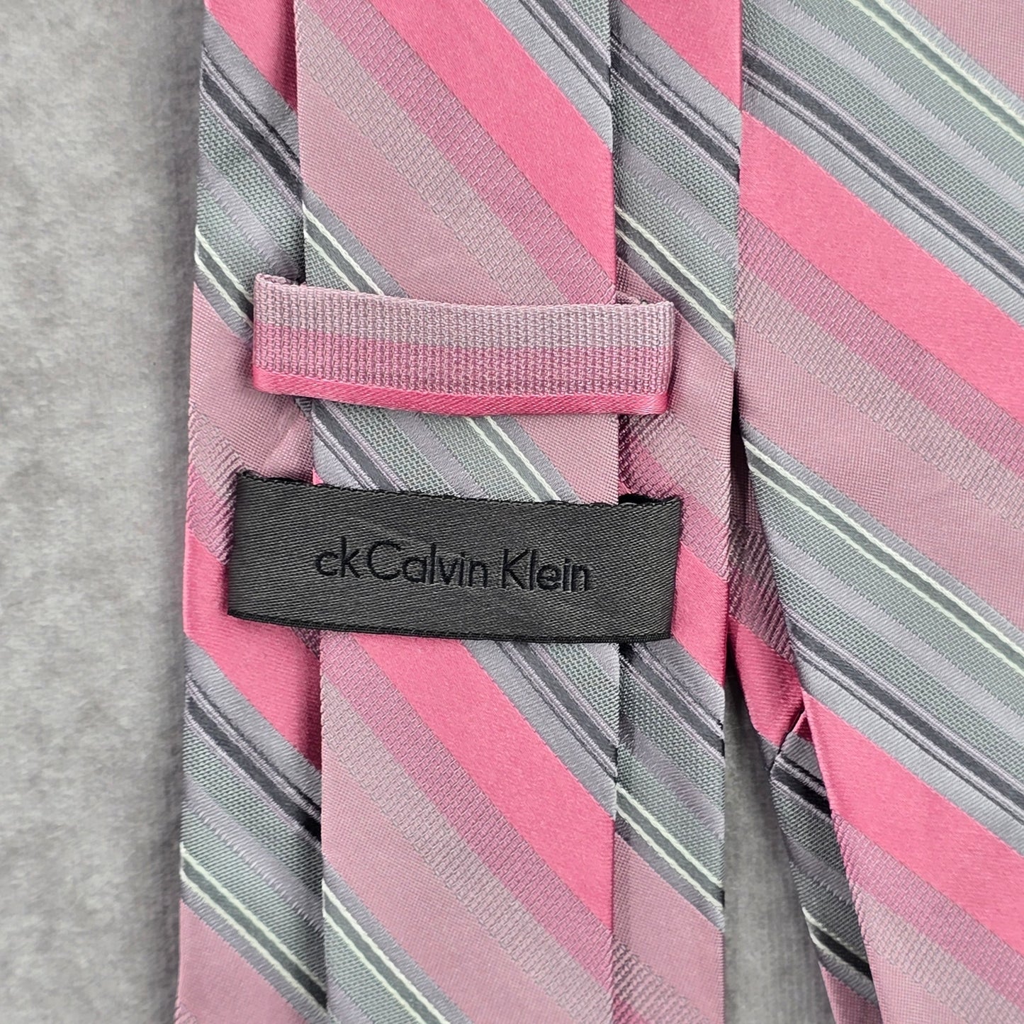 Calvin Klein Pink Gray Stripe 100% Silk Men's Neck Tie NWOT