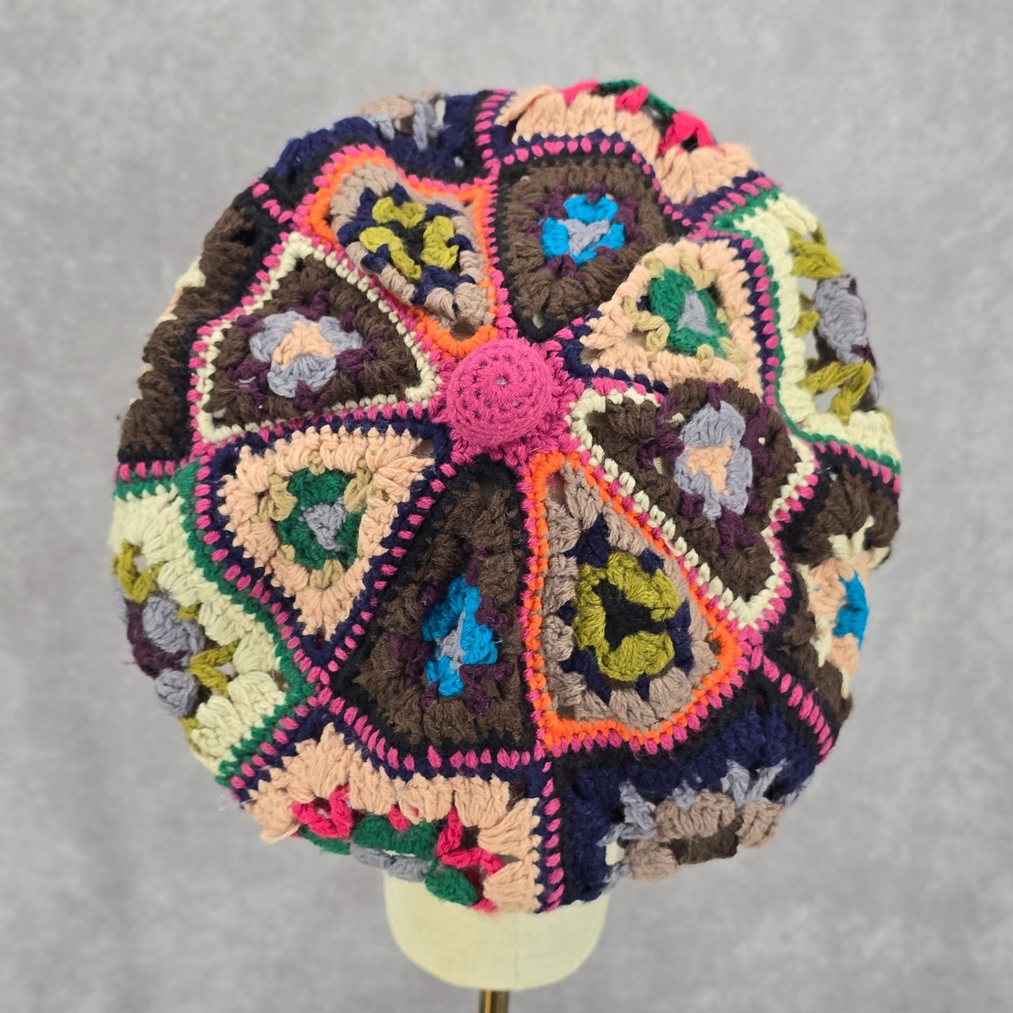 Mossimo Floral Crochet Knit Beret Beanie Vintage Y2K Bucket Cottage Pom Pom Hat