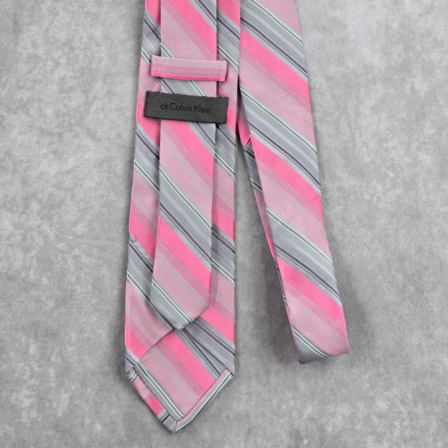 Calvin Klein Pink Gray Stripe 100% Silk Men's Neck Tie NWOT