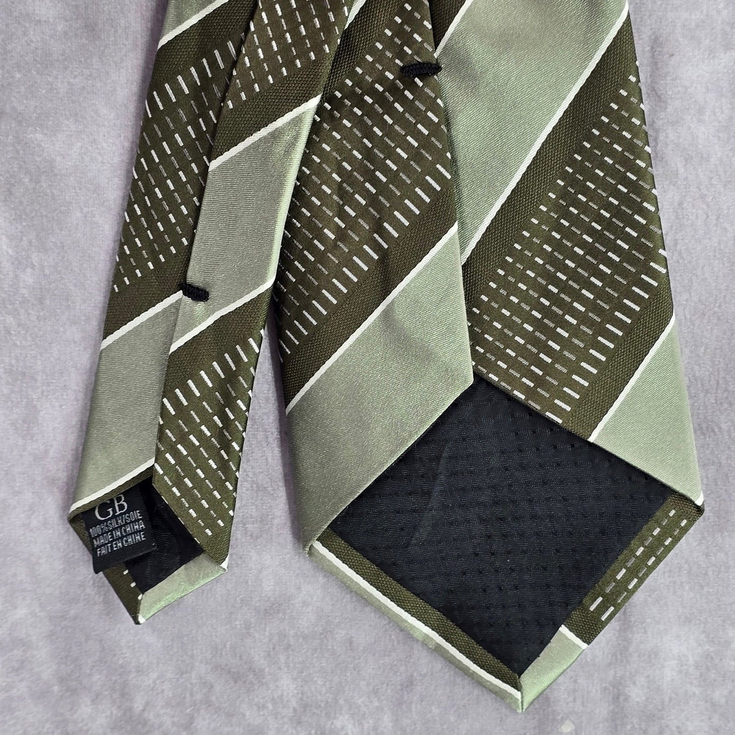 Geoffrey Beene Green White Stripe Geometric 100% Silk Men's Neck Tie