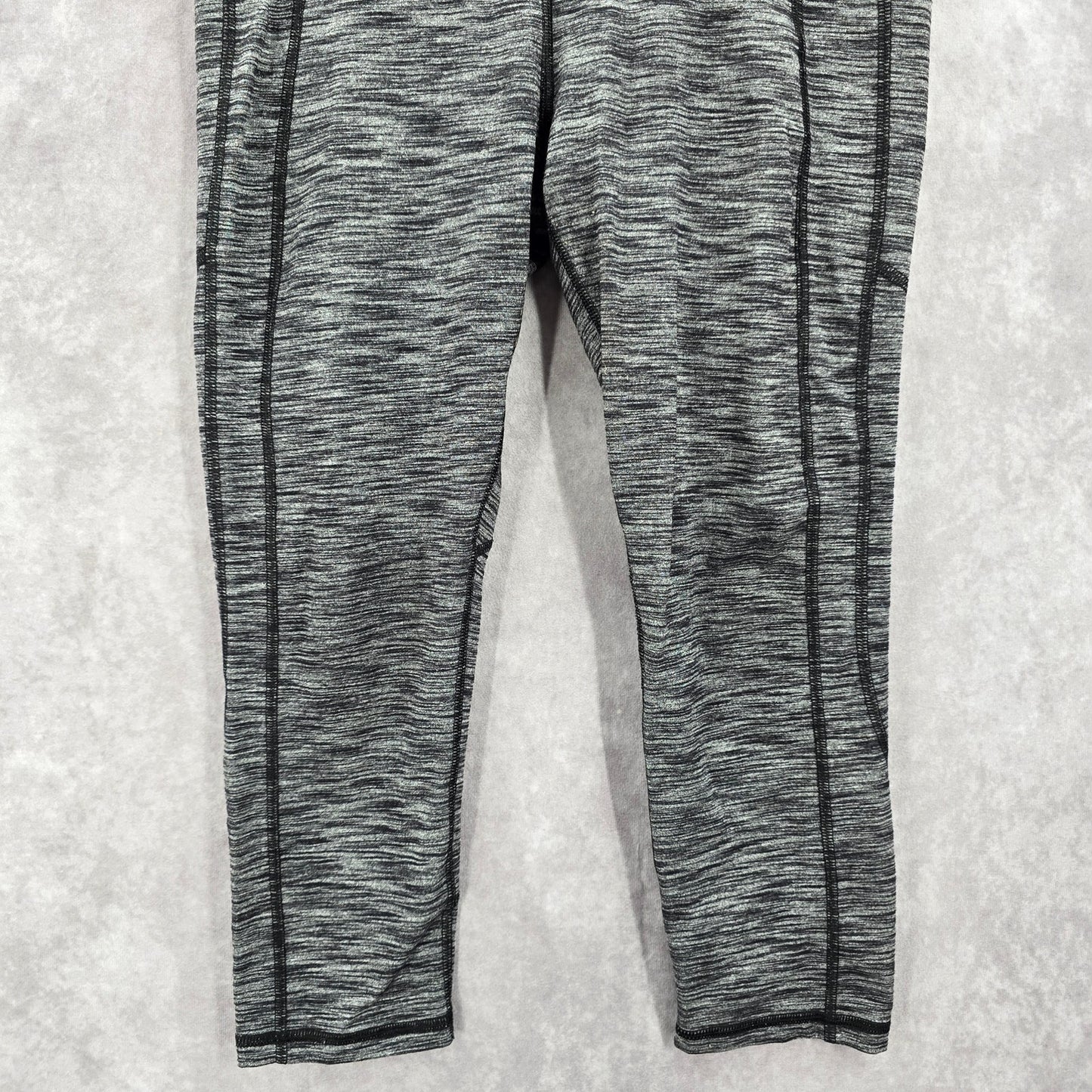 Victoria's Secrets Sport Gray Stripe Leggings Crop Capri Active Stretch M Medium