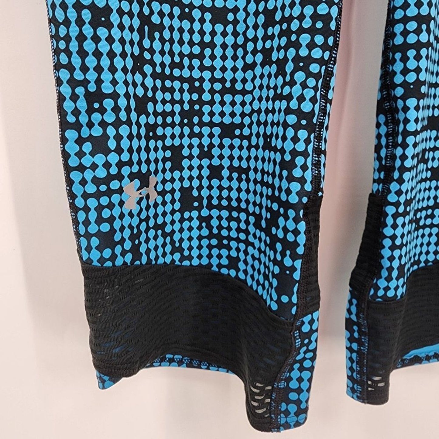 Under Armour Blue Black Cropped Activewear Yoga Leggings Active Sports Large