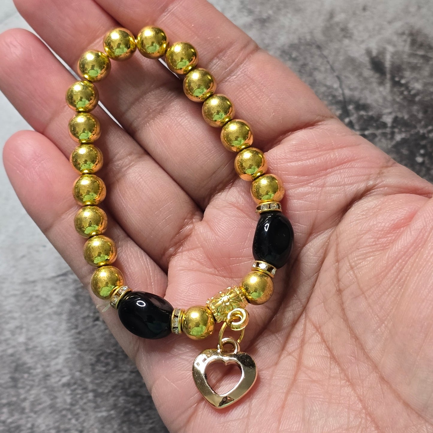 Gold Beaded Boho Style Elastic Bracelet Black Heart Charm Fashion Jewelry