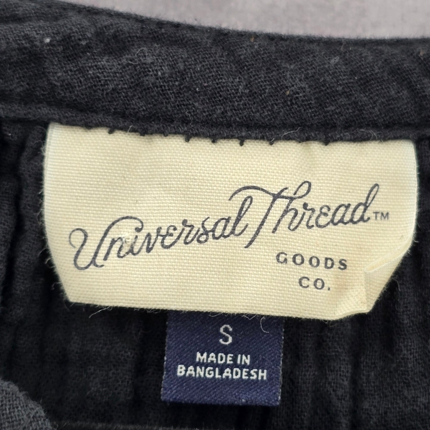 Universal Thread Black Short Sleeve Cotton Top Small