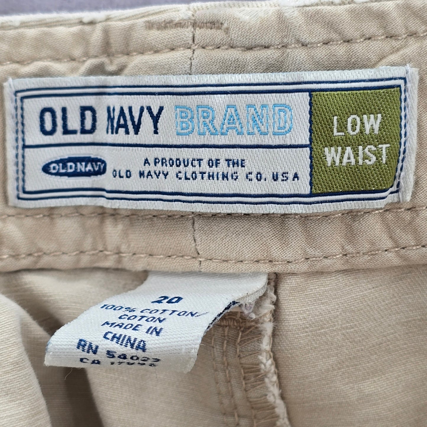 Old Navy Khaki Tan Low Waist Cargo Bermuda Cotton Bottoms Pants Shorts Plus 20