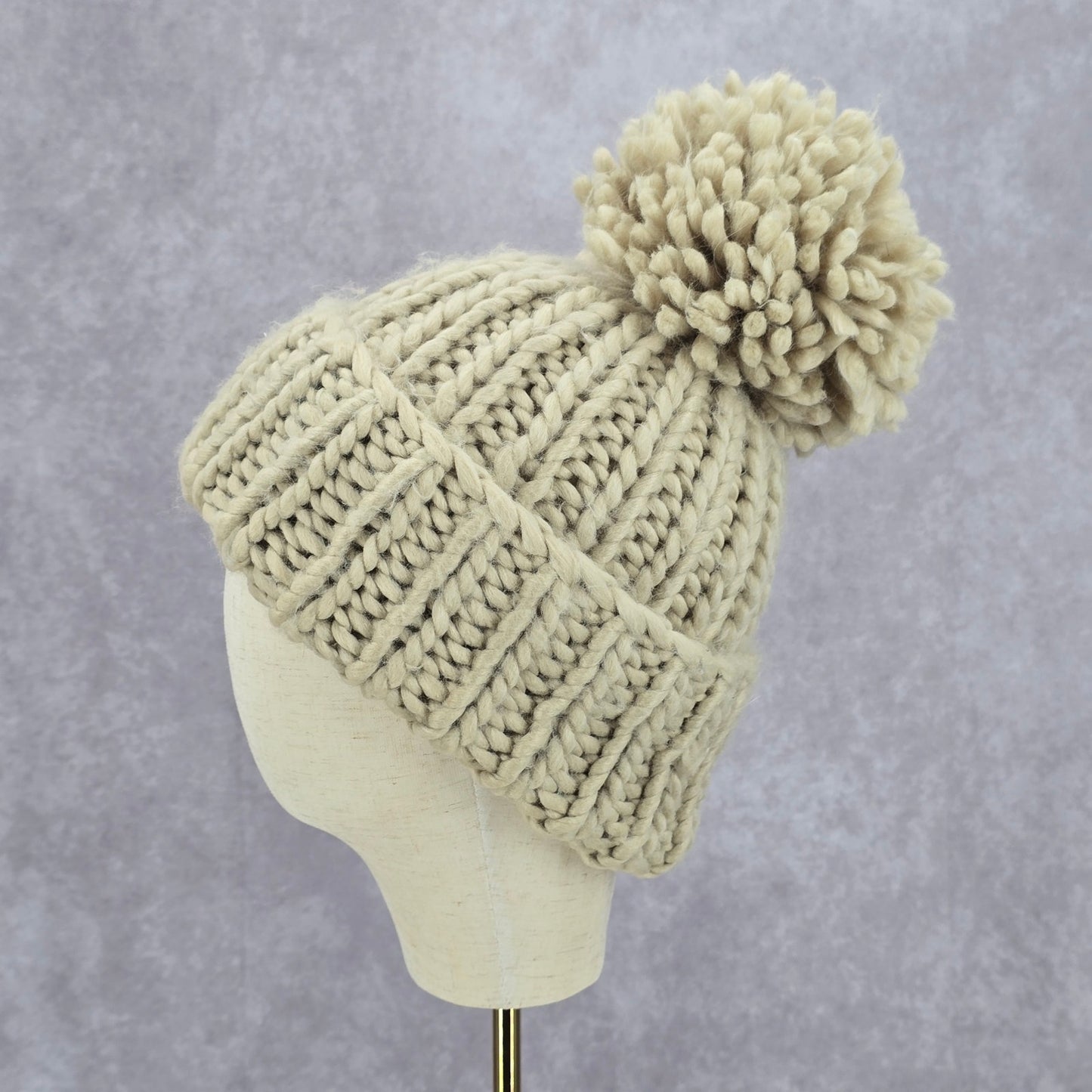 Mossimo Tan Cream Cable Knit Vintage Chunky XL Pom Pom Y2K Funky Hat