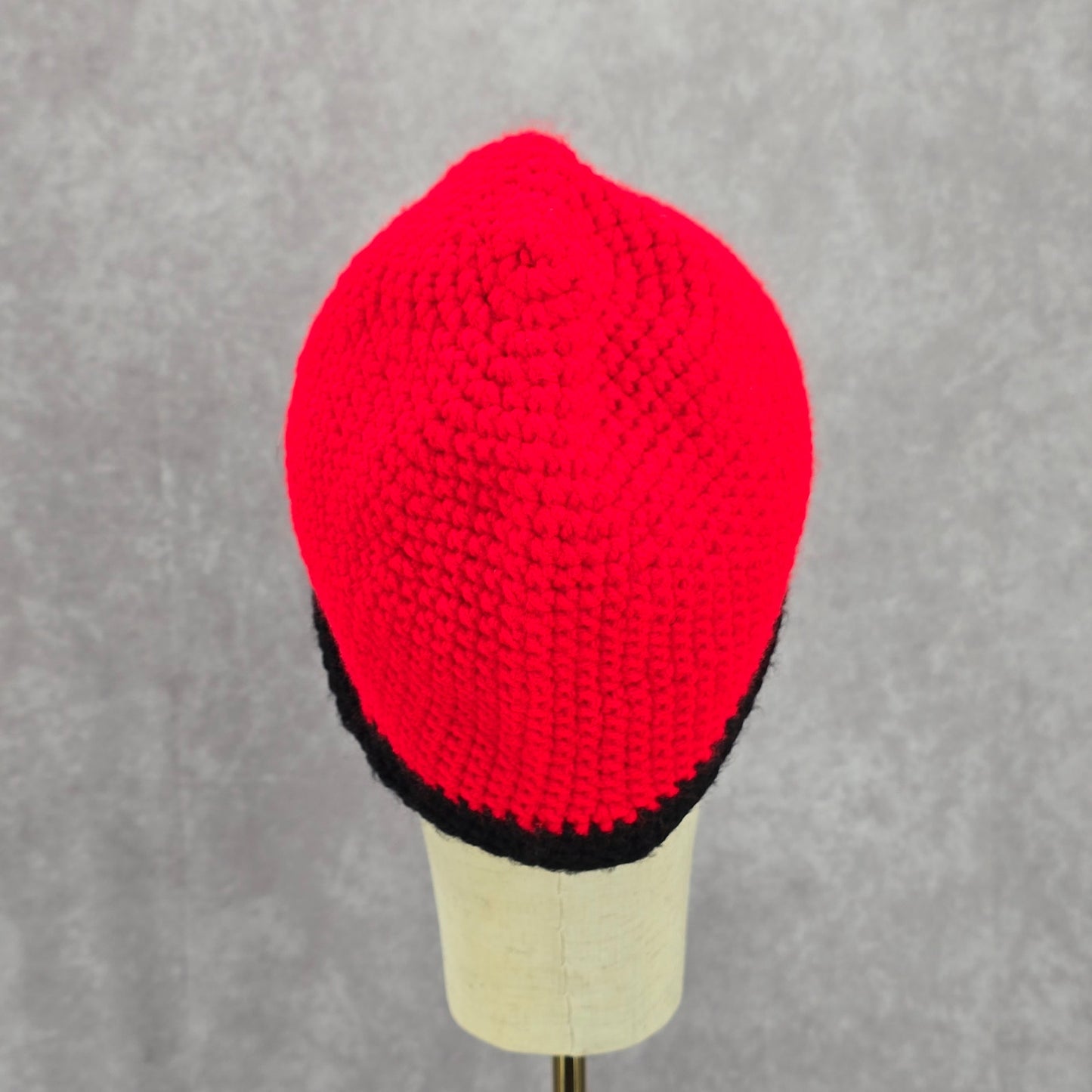 Red Black Crochet Knit Bucket Cap Hat Fun Vintage Y2K Funky Beanie