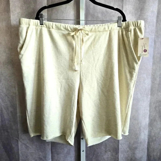Secret Treasures Cream White Shorts Pullon Drawstring Pants NWT Plus 3XL 22W-24W