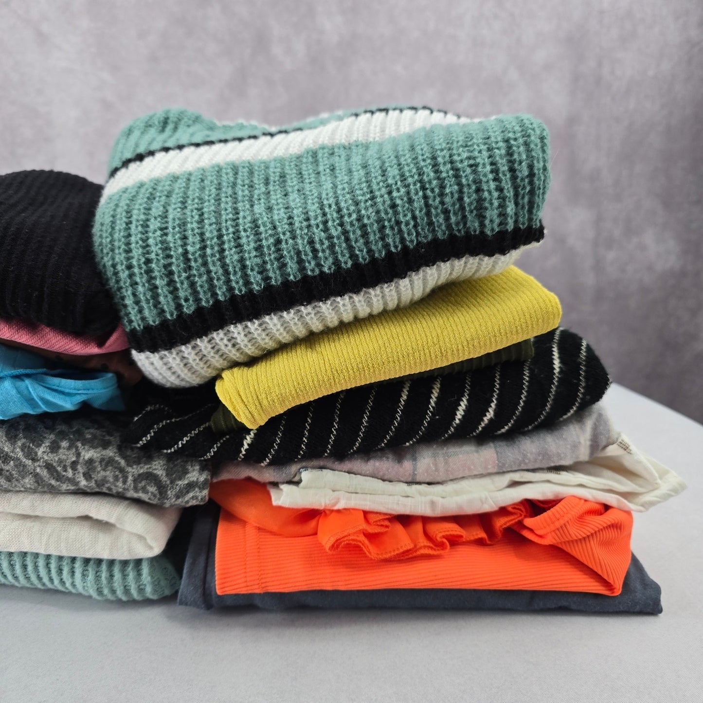 Lot of 15 Womens Tops Sweaters Tanks Random Mixed Bundle of 15 S Small