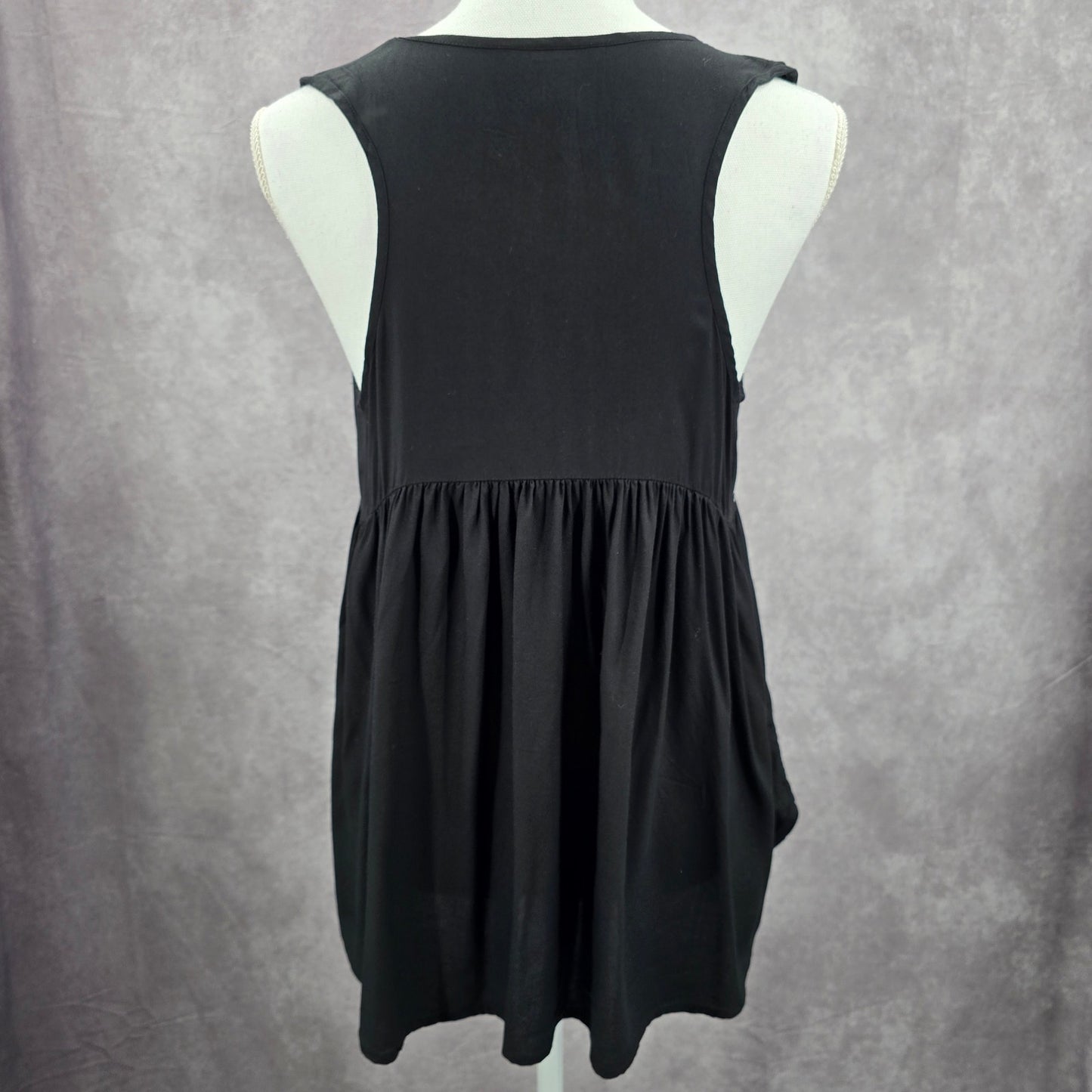 Rock & Roll Cowgirl Black Sleeveless Embroidered Boho Western Flare Top Small