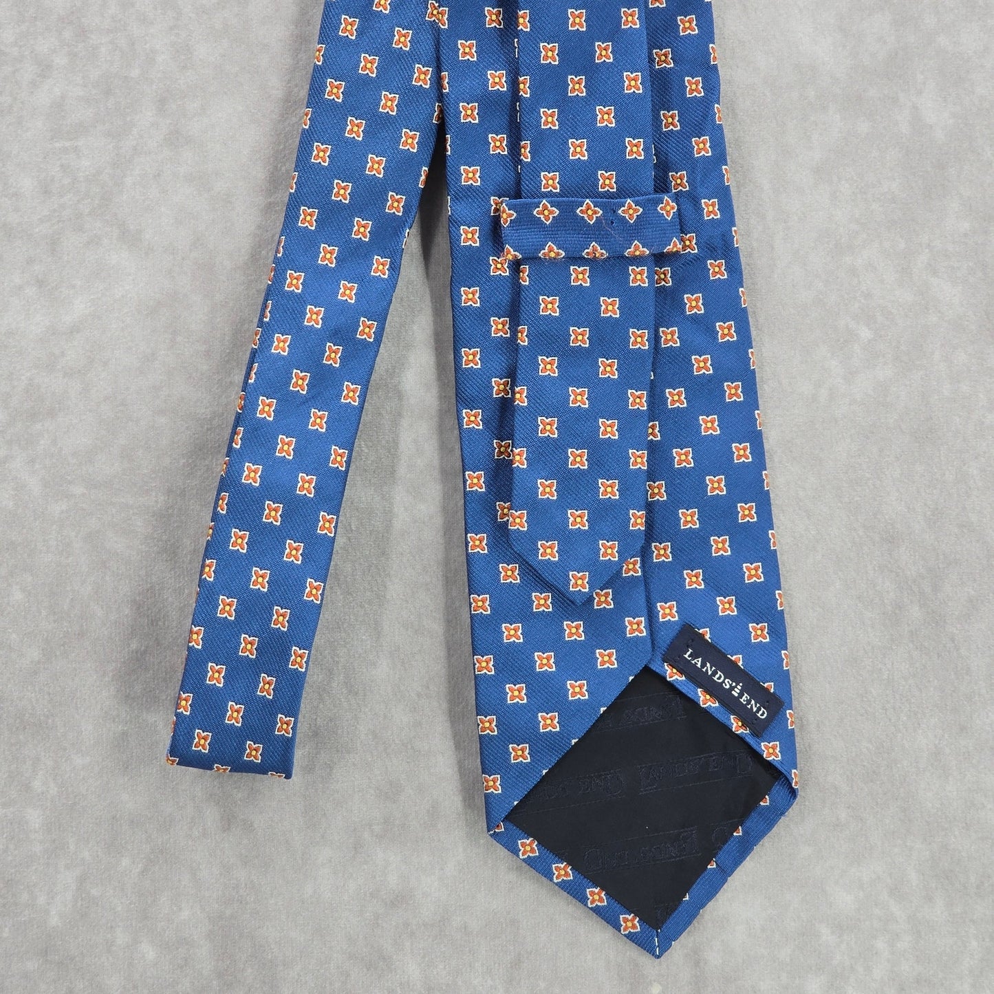 Lands' End Blue Floral Geometric 100% Silk Executive Corporate Men's Neck Tie