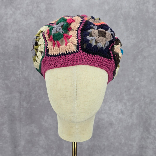 Mossimo Floral Crochet Knit Beret Beanie Vintage Y2K Bucket Cottage Pom Pom Hat