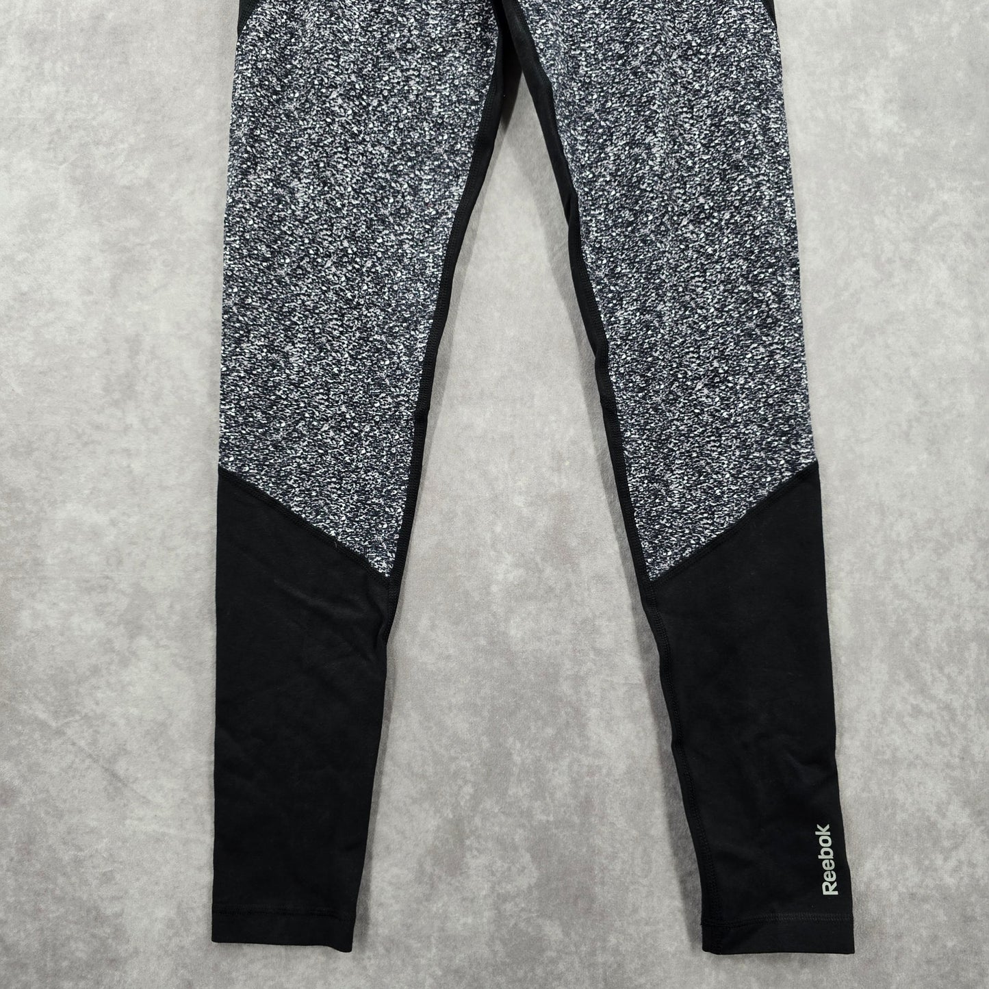 Reebok Gray Black Stretch Cotton Tight Fit Active Leggings Pants Bottoms Small