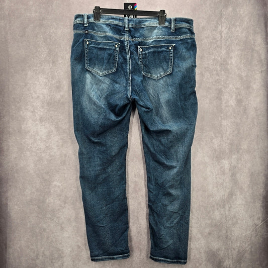 062. Almost Famous Blue Patch Stretch Skinny Taper Denim Pants Jean 18