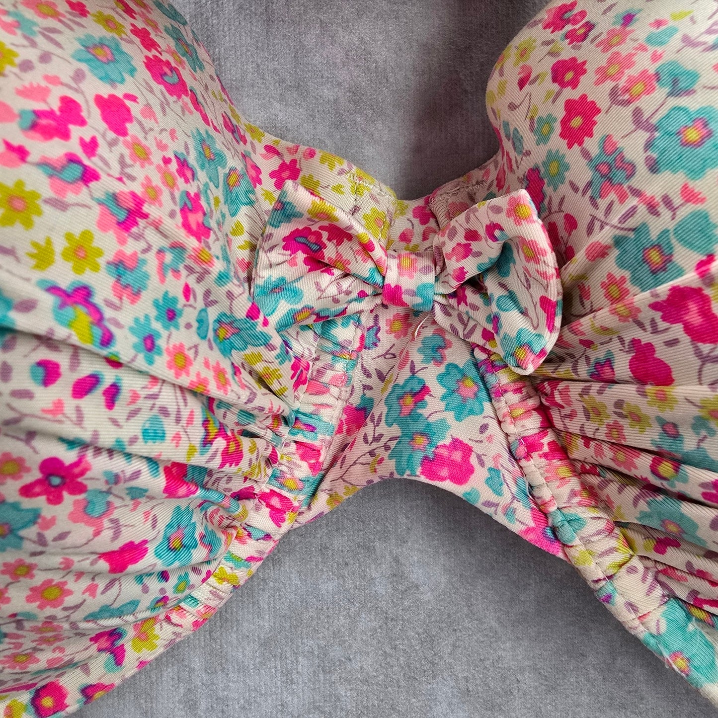 Old Navy Cream Floral Padded Underwire Adjustable Strap Bikini Swimwear Top 1XL