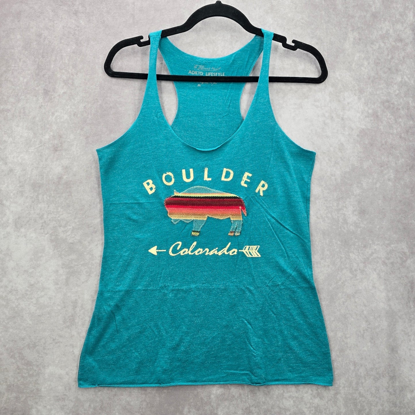 ADKTD Lifestyle Green Sleeveless Boulder Colorado Bison Patch Tank Top Medium