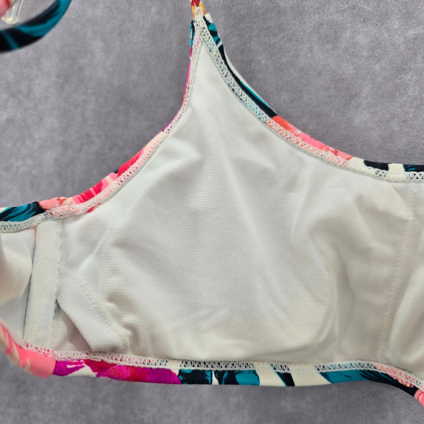 White Floral Bikini Top Padded Adjustable Strap Swimwear Swimsuit Small