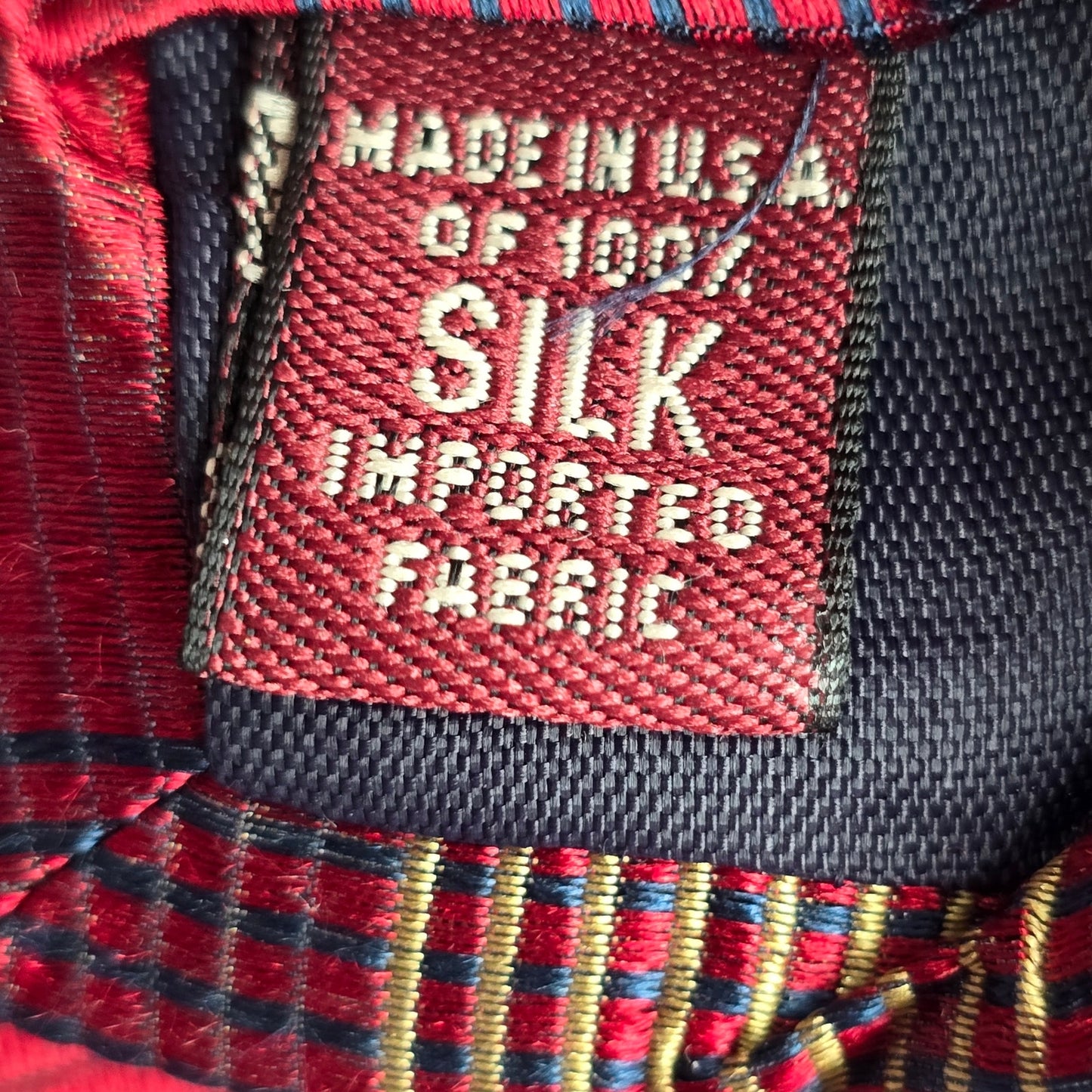 Jos. A. Bank Corporate Red Gold Plaid Tartan 100% Silk Men's Neck Tie NWOT