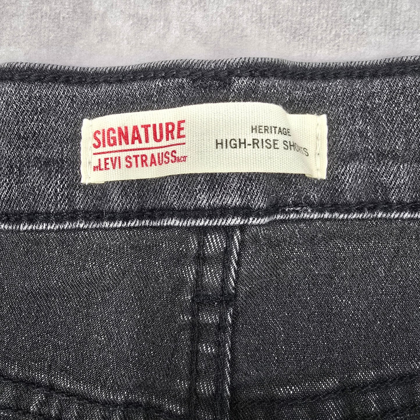 Levi Black Heritage High Rise Flat Front Jeans Denim Bottoms Pants Shorts 16W