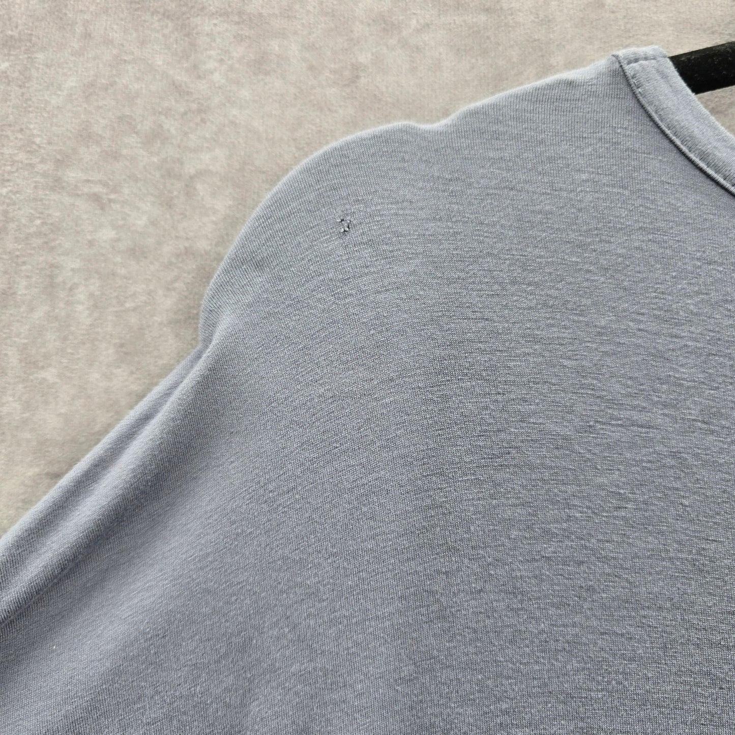 053. Yee Gray Short Sleeve Flare Cutout Casual Top Small