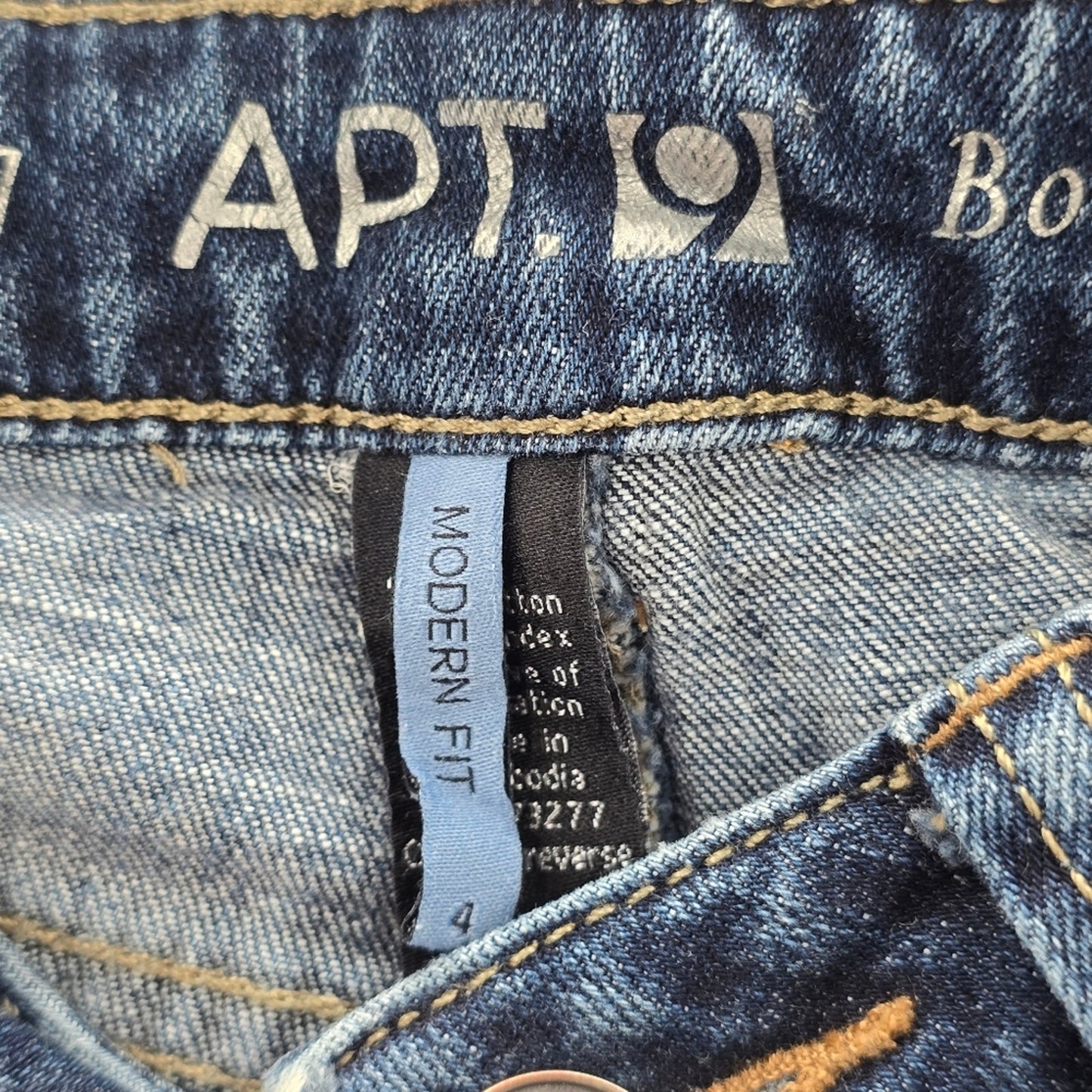 057. Apt 9 Bootcut Modern Fit Blue Straight Flare Denim Pants Jeans 4
