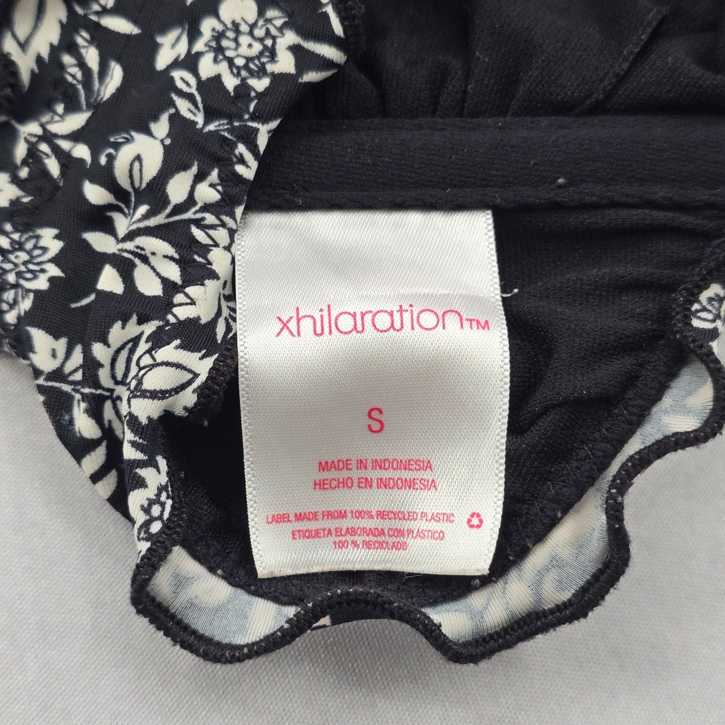 Xhilaration Black Floral Ruffle Beach Tie Bra Bikini Bralette Swim Top S Small