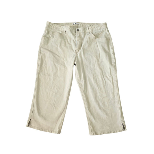 Mid Rise Capri Tan Beach Resort Preppy Tennis Cropped Mom Khaki Pants Plus 18M