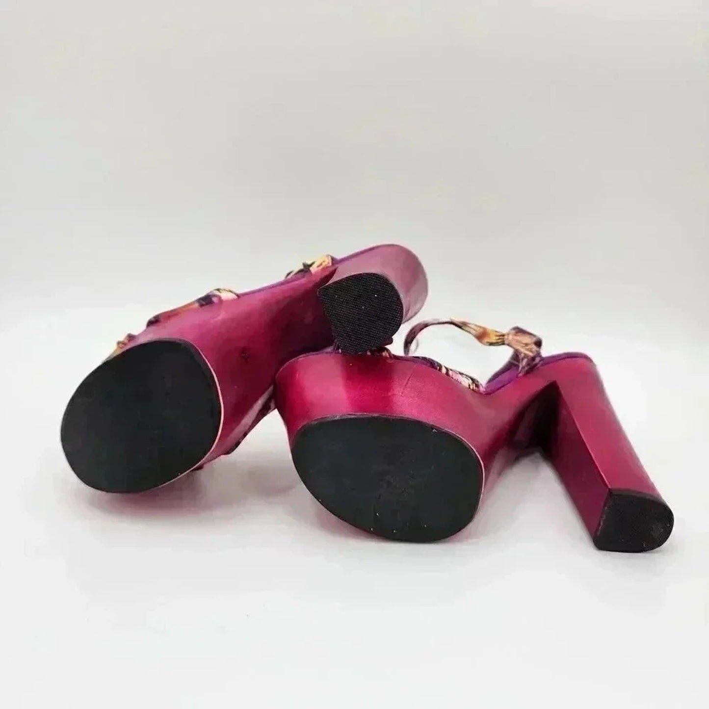 Sole Obsession Chunky Platform Purple Heels Buckle Open Toe Womans Size 7.5 Heel