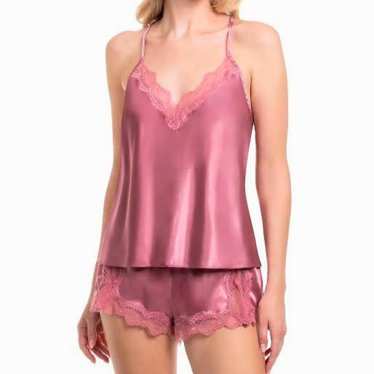 INTIMATES & SLEEPWEAR
