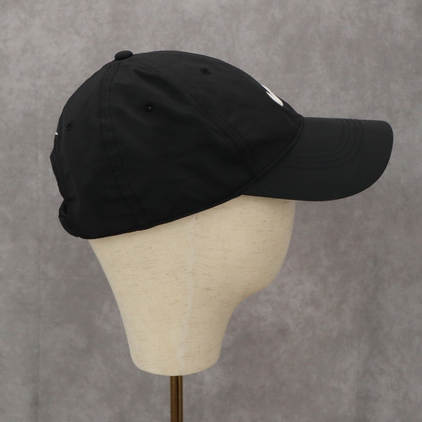 Nike Black Golf Cloth Strap Athletic Sports Baseball Cap Hat