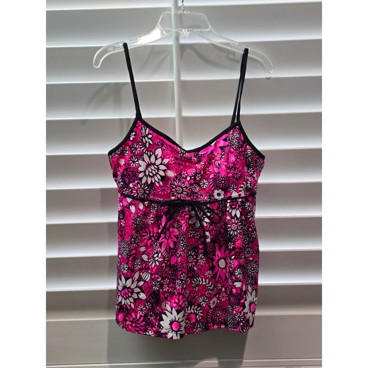 It Figures Pink Floral Tank Top Size Large