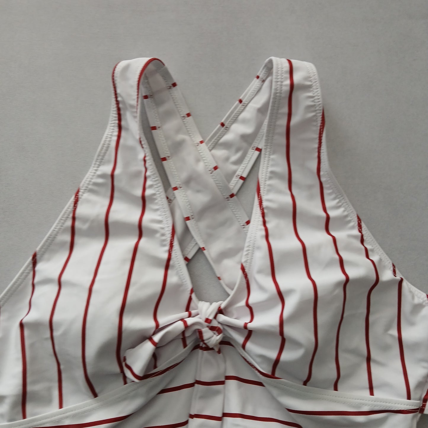 White Y2K Swim Resort Beach Vacation Stripe Grunge Crisscross Bikini Top Large