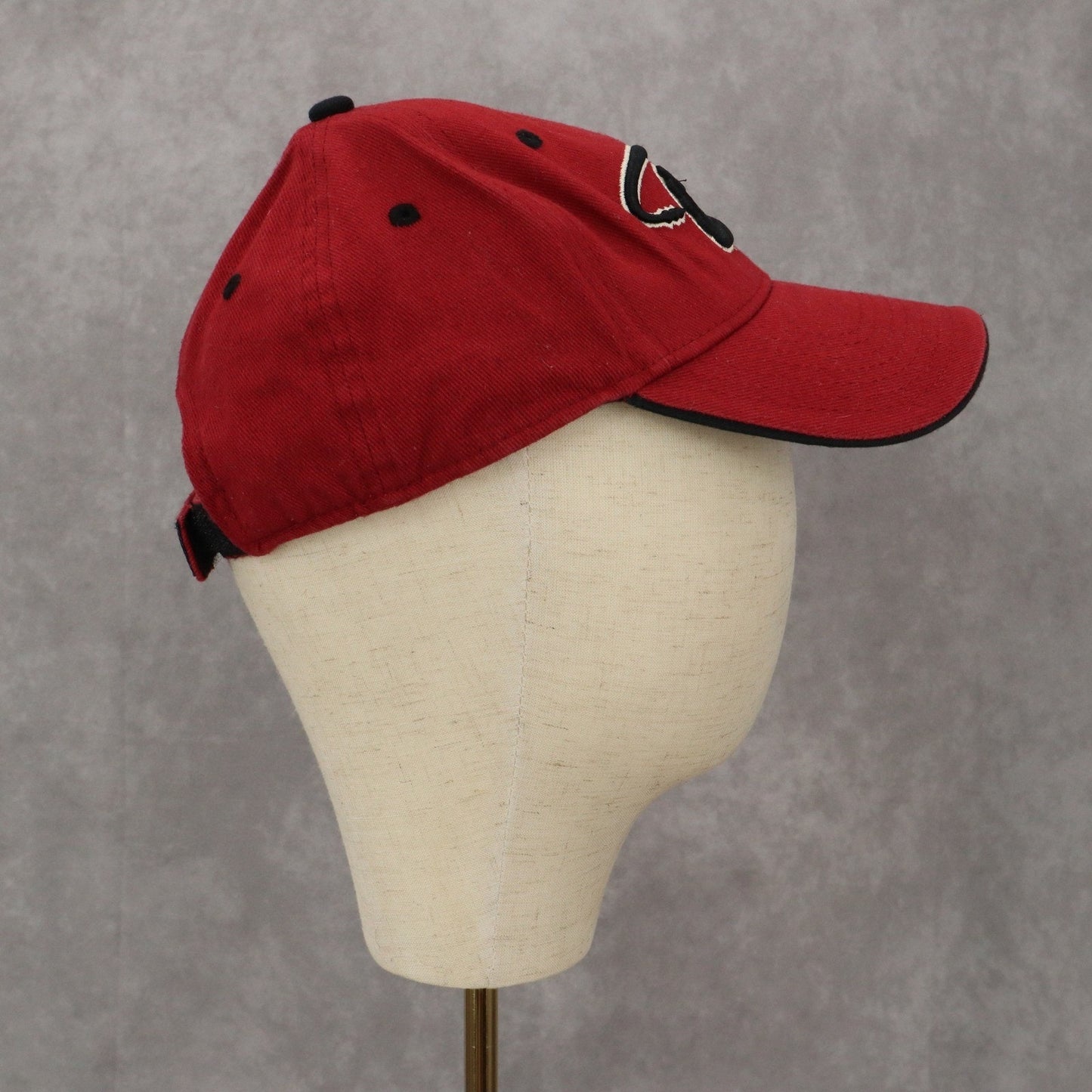 Fan Favorite Red Arizona Diamondbacks Cloth Strap Retro Baseball Team Cap Hat